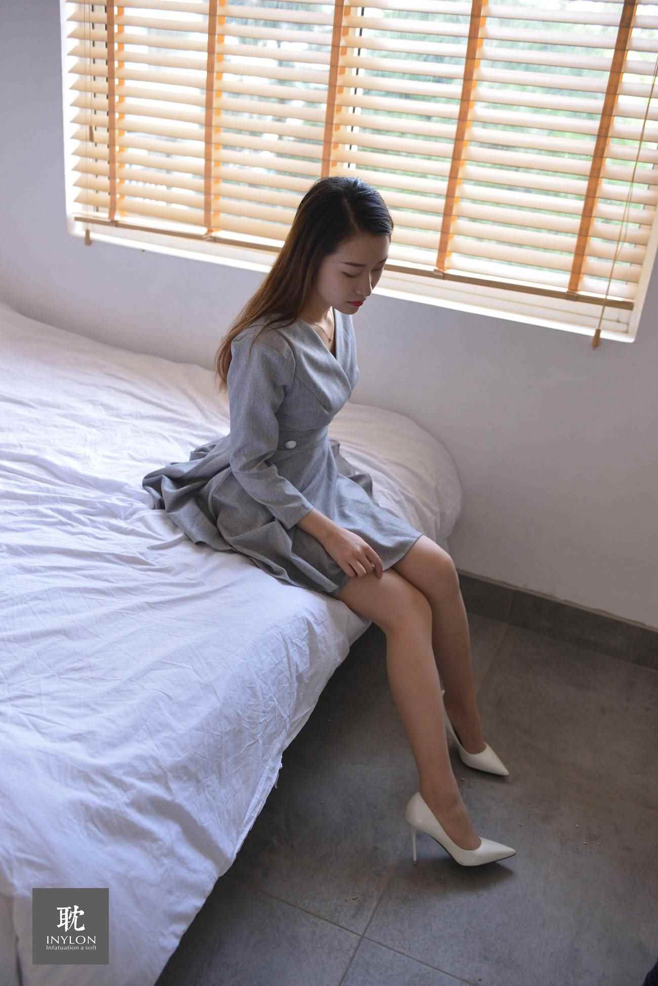 [IESS异思趣向] 普惠集 232 安静的小婕1 [76P/73MB]