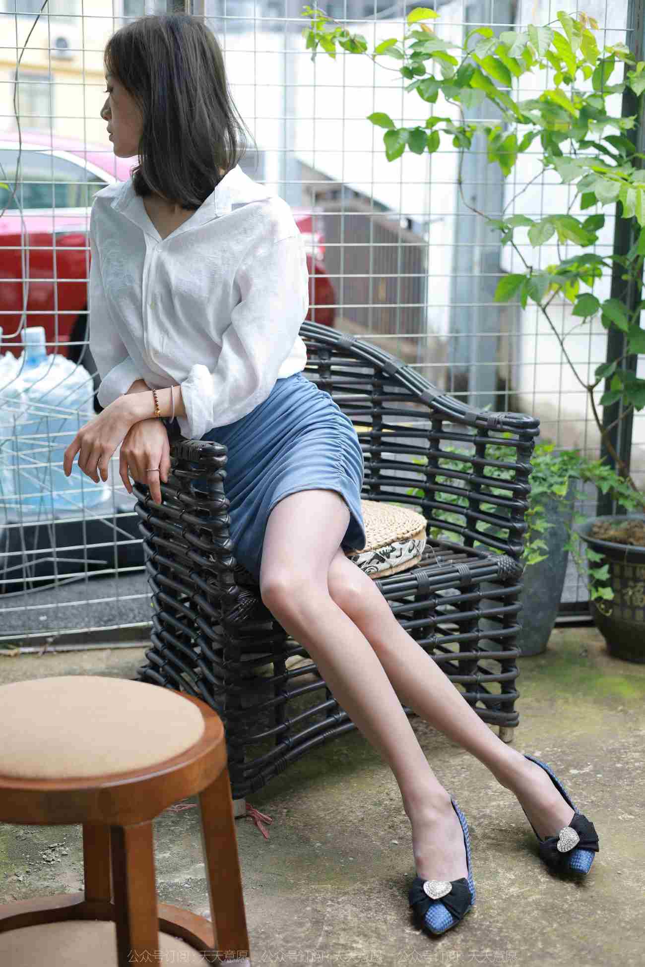 [IESS异思趣向] 耽丝 220411小六的蓝 [85P/117MB]