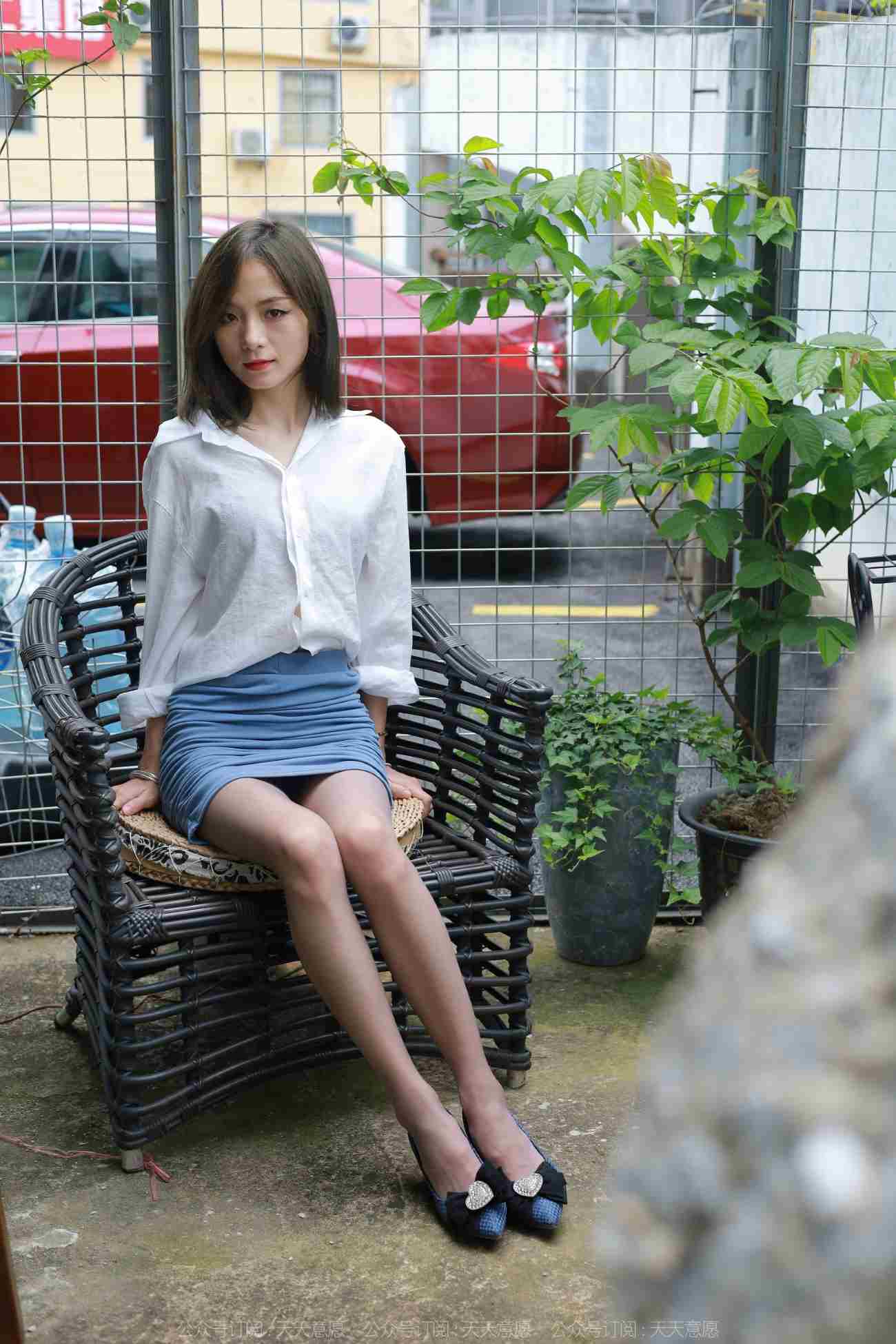 [IESS异思趣向] 耽丝 220411小六的蓝 [85P/117MB]