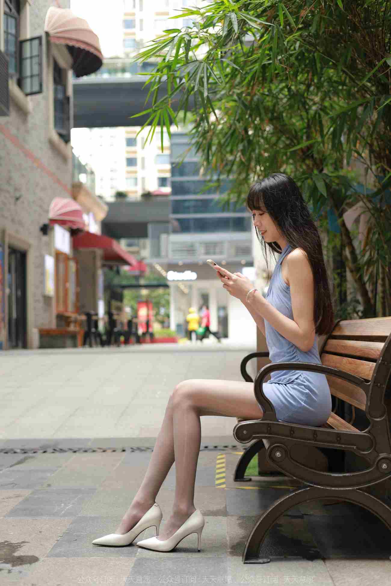 [IESS异思趣向] 耽丝 220409团团的蓝裙灰丝 [86P/94MB]